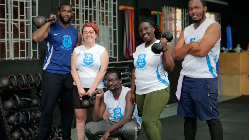 H7 oli fit group photo